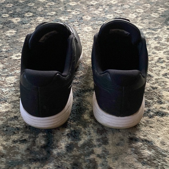 Black Nike Boa Golf Shoes - Picture 4 of 8